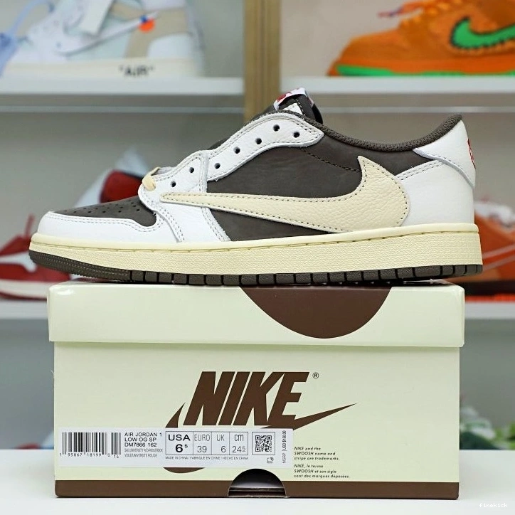 TRAVIS REVERSE LOW OG AIR MOCHA X SCOTT 1 JORDAN 0228